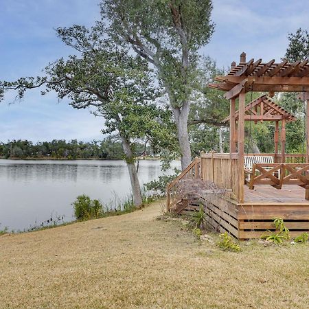 Lakefront Panama City Studio With Hot Tub Access מראה חיצוני תמונה