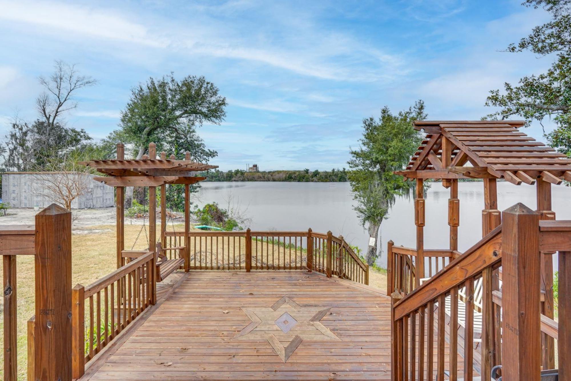 Lakefront Panama City Studio With Hot Tub Access מראה חיצוני תמונה