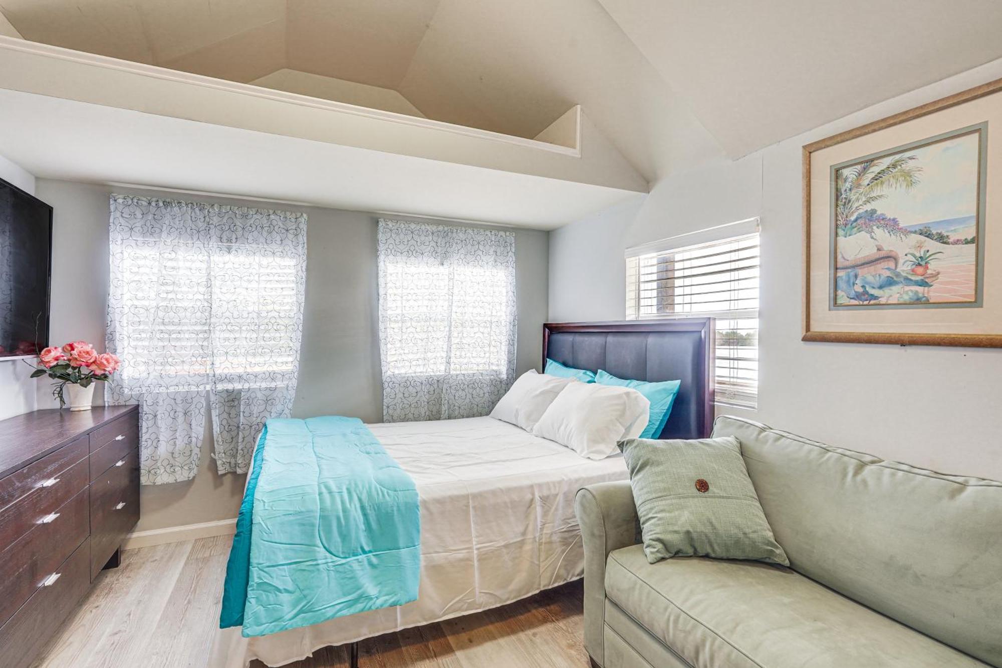 Lakefront Panama City Studio With Hot Tub Access מראה חיצוני תמונה