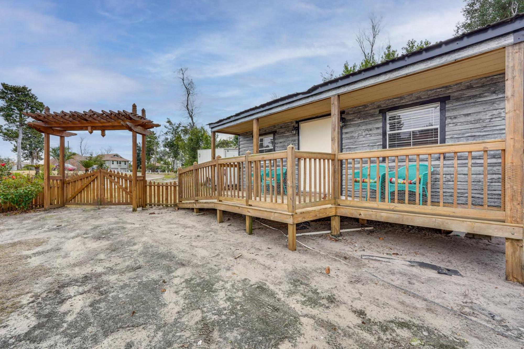Lakefront Panama City Studio With Hot Tub Access מראה חיצוני תמונה