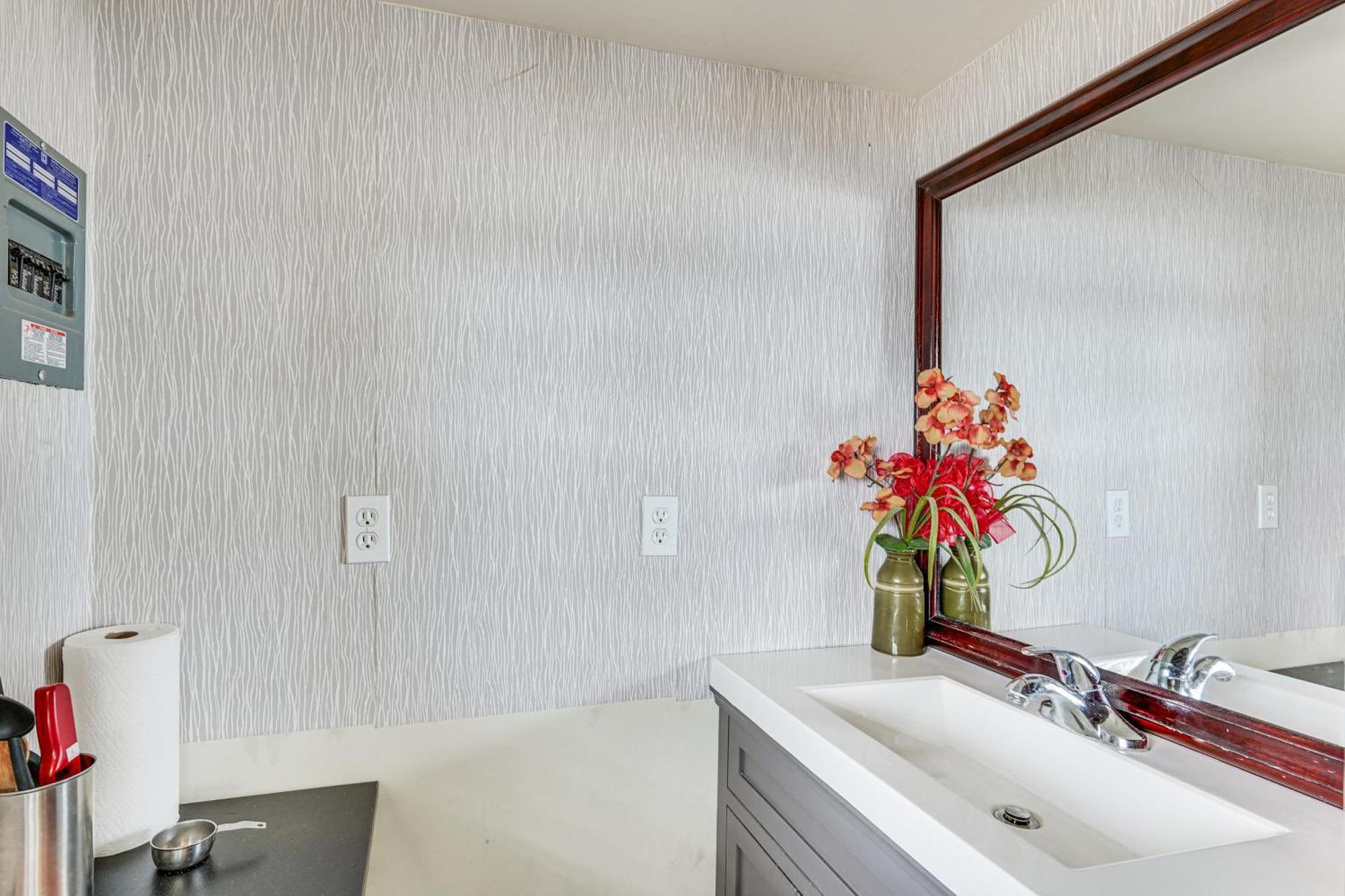 Lakefront Panama City Studio With Hot Tub Access מראה חיצוני תמונה